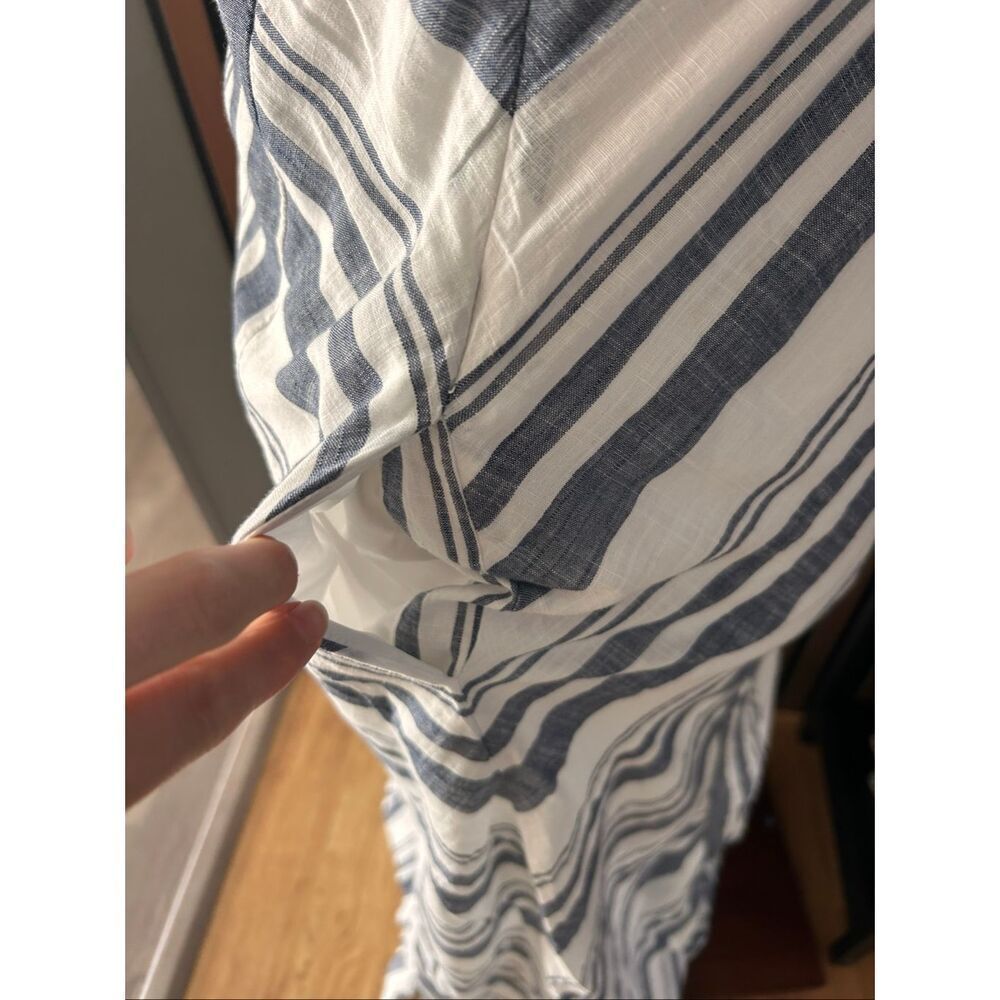 Athleta Stripe Sleeveless  Back Maxi Dress Blue white Size 2 with pockets - Picture 4 of 7